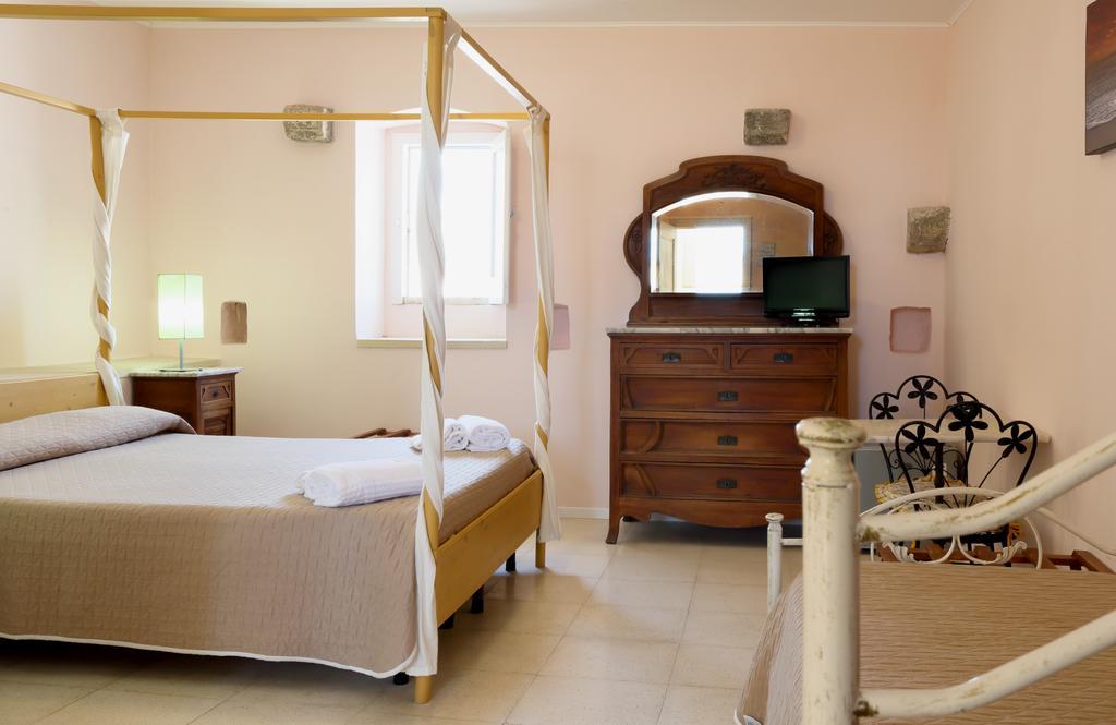B&B Dimora Muzio And Restaurant Галиполи Екстериор снимка